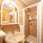 Italia Hotel 3*