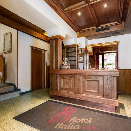 Hotel Italia 3*